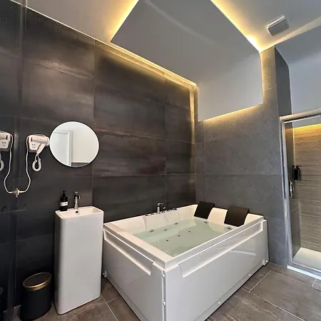 Cavour Dream Nocleg ze śniadaniem 4*